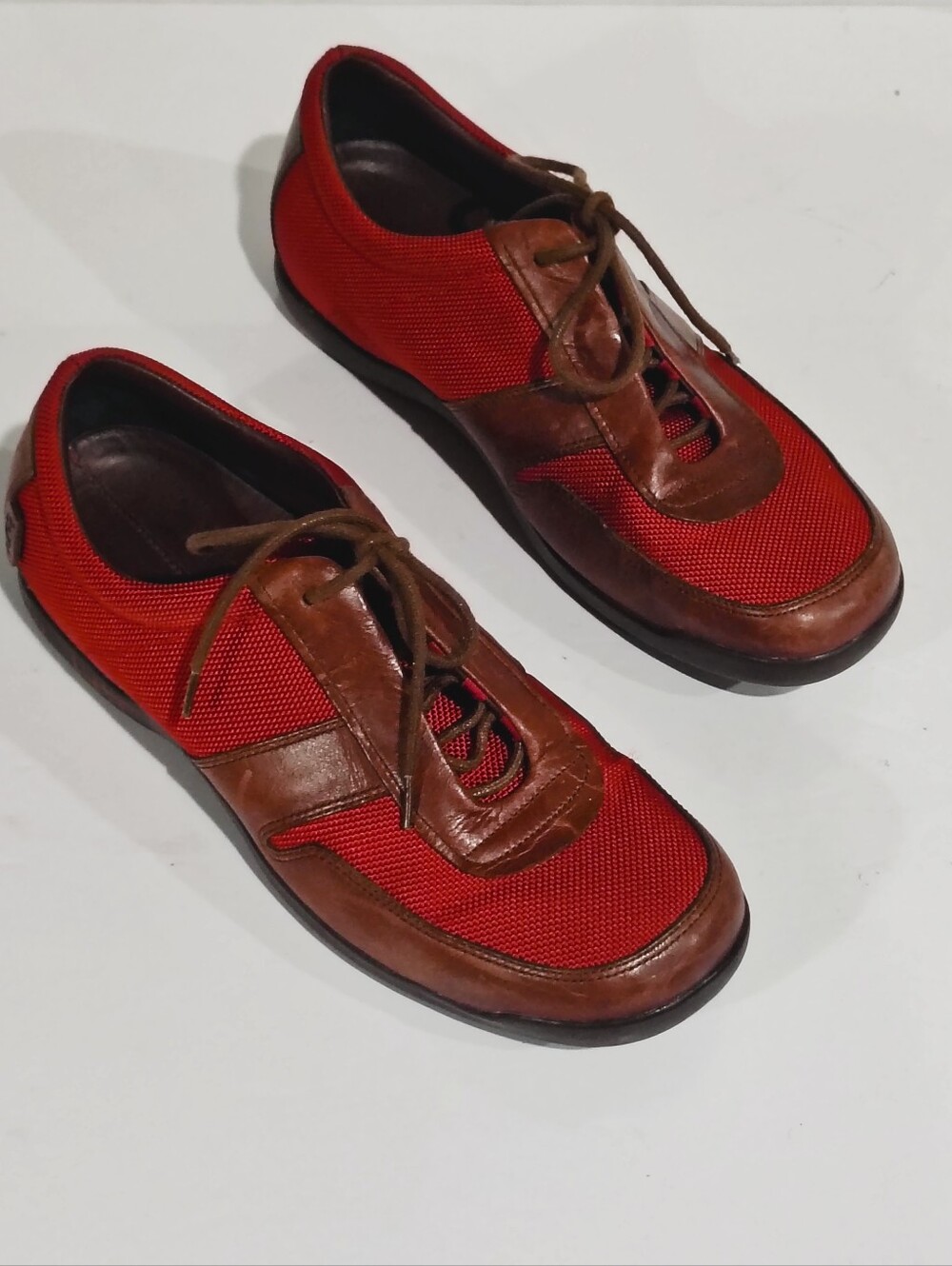 Cole Haan Women's Red And Brown G Serise Nike Lea… - image 1